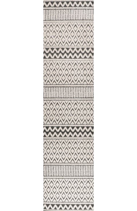 Ormond High-Low Modern Trellis Geometric Indoor/Outdoor Area Rug