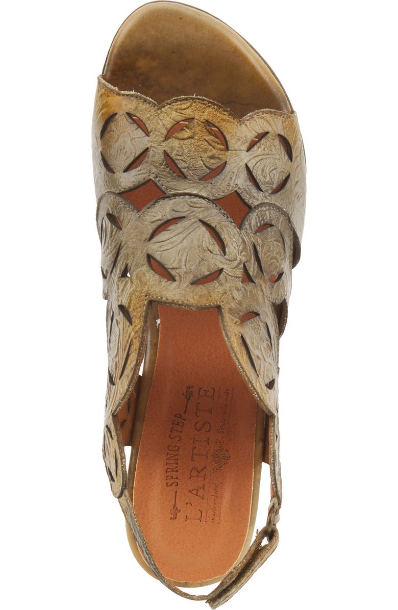 L'Artiste by Spring Step L'Artiste Medallion Sandal, Alternate, color,