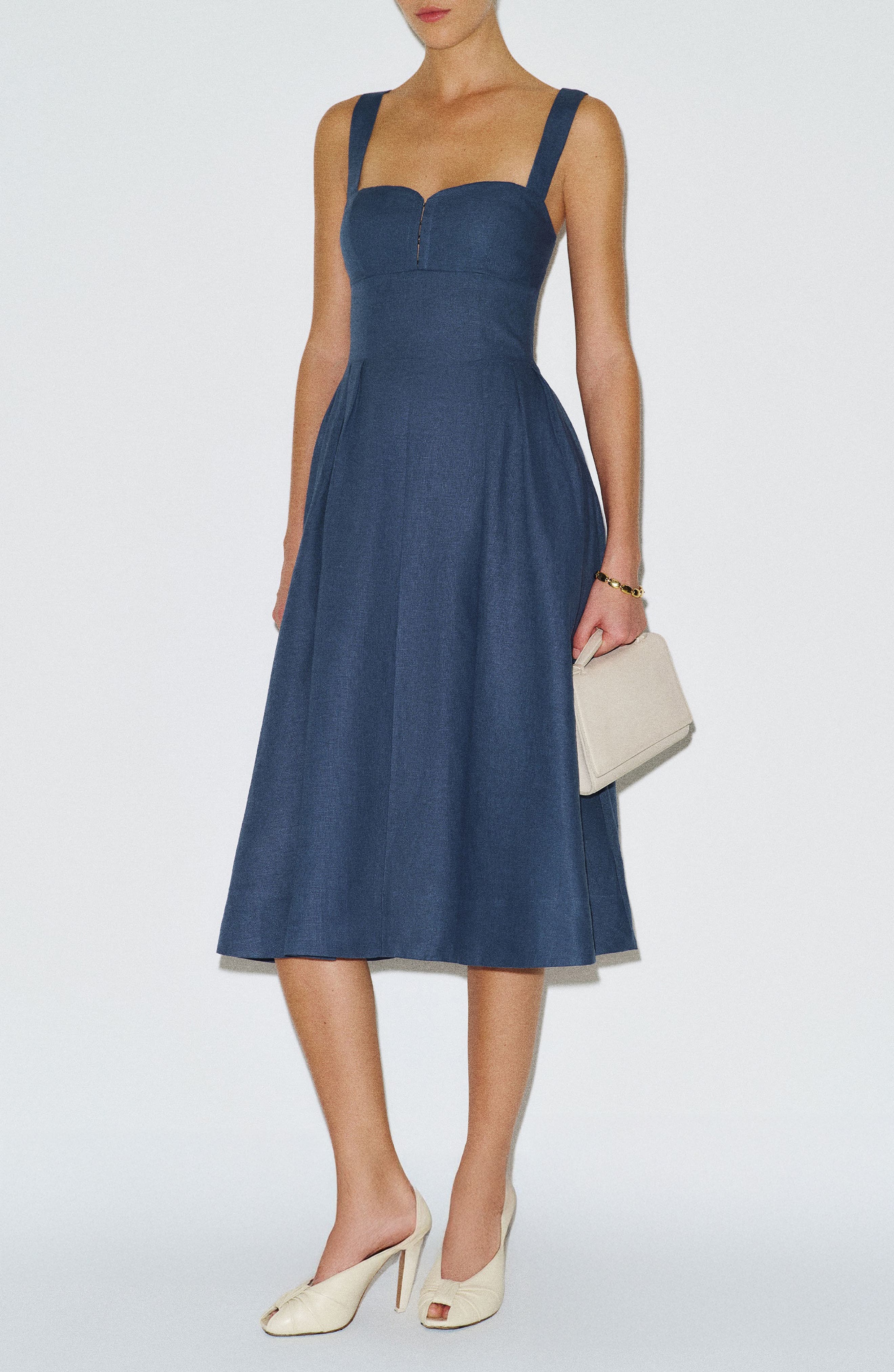 MUTED NAVY