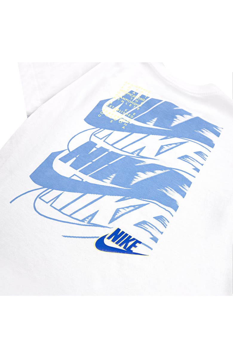 Nike Kids' On the Move Graphic T-Shirt, Alternate, color, White