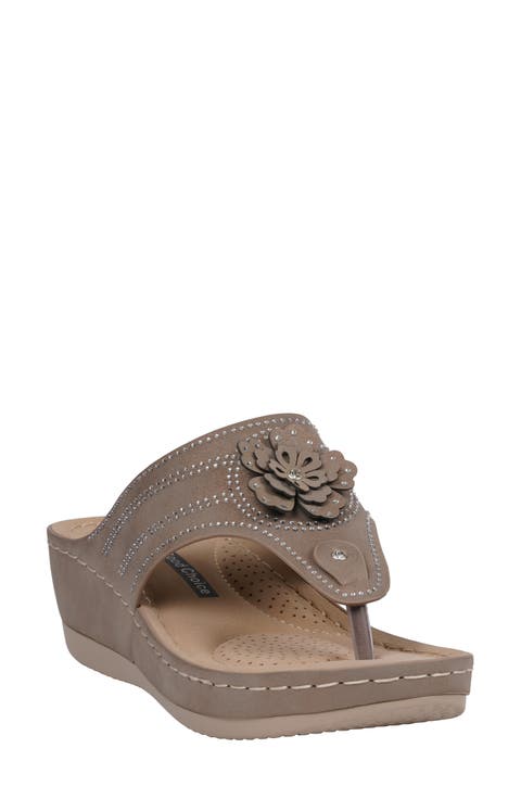 Cora Wedge Sandal (Women)