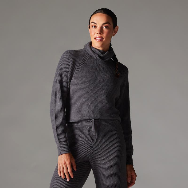 Alpine Knit Turtle Neck - image 2