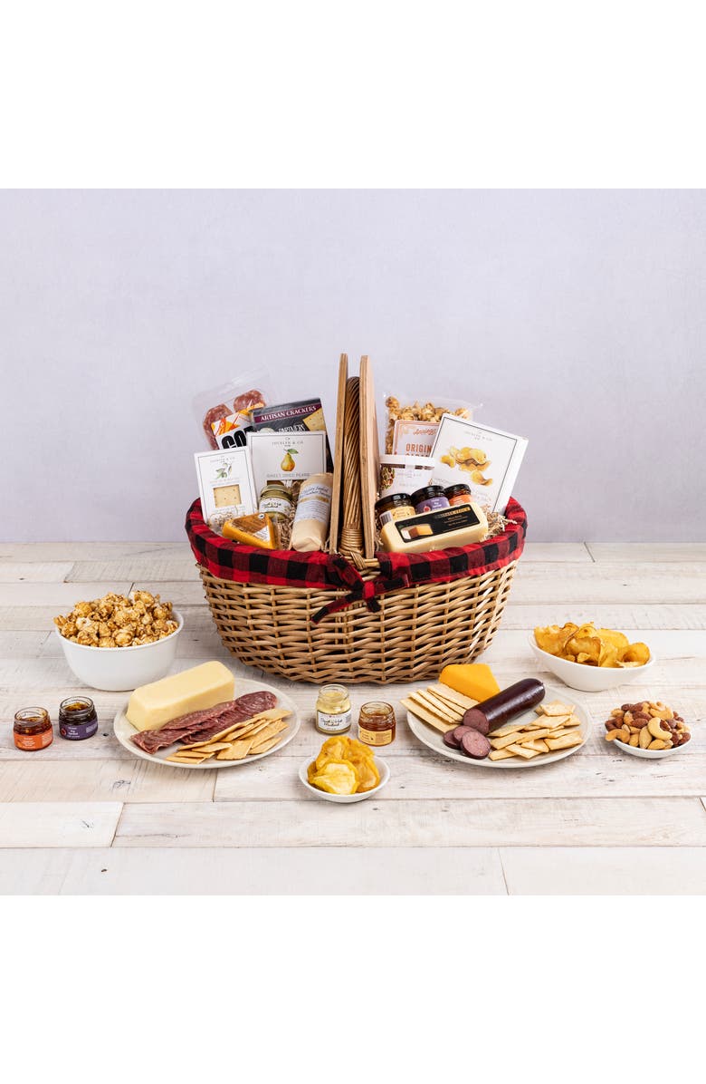 Picnic Time Country Basket with Gourmet Gift Pack, Alternate, color, Red & Black Buffalo Plaid