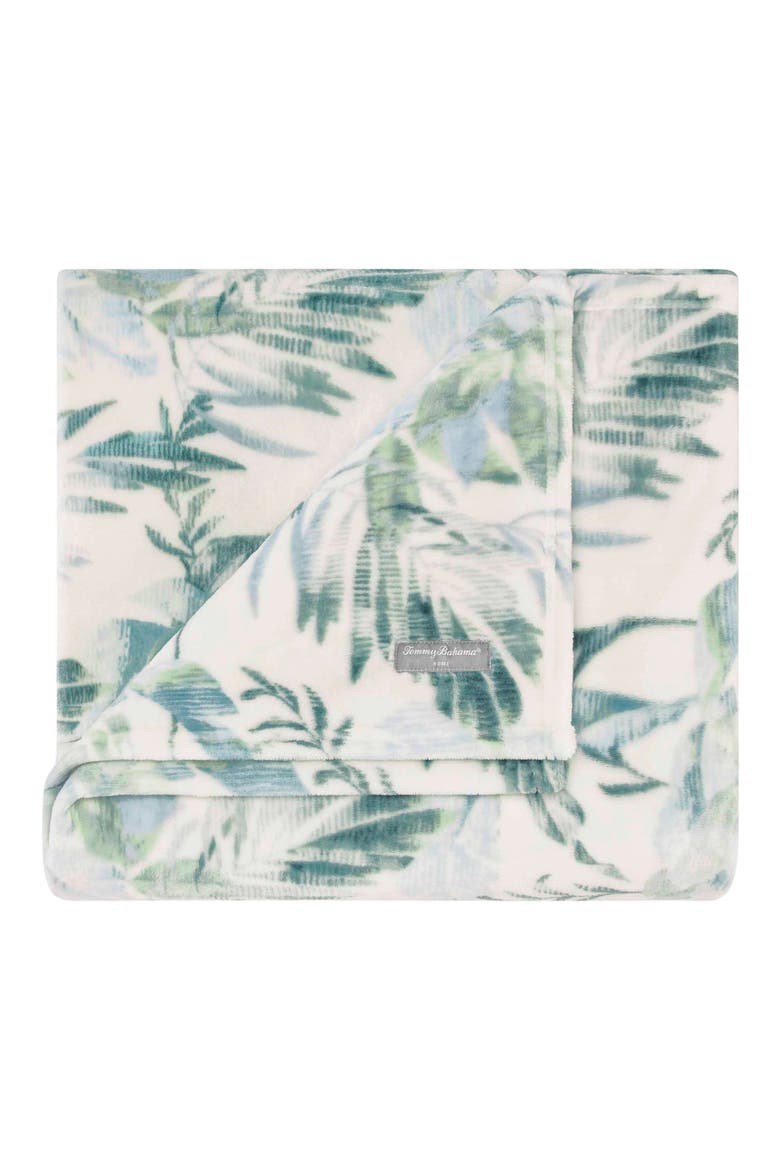Wallpaper Leaves Fleece Throw Blanket, Alternate, color, GREEN