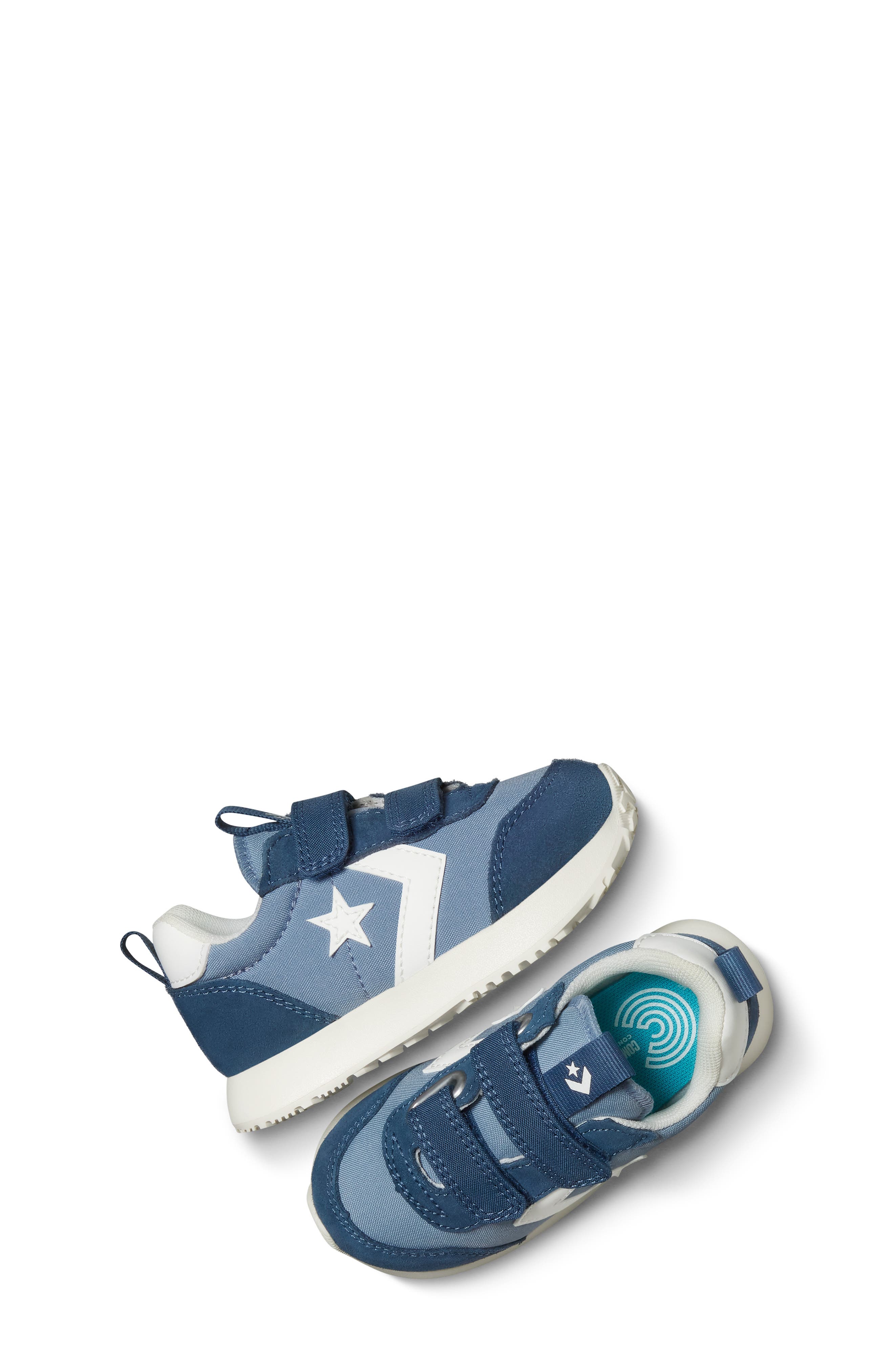Converse Kids' Omega Trainer Easy-On Sneaker, Alternate, color, Yeti Breath Blue/ Slacker Blue