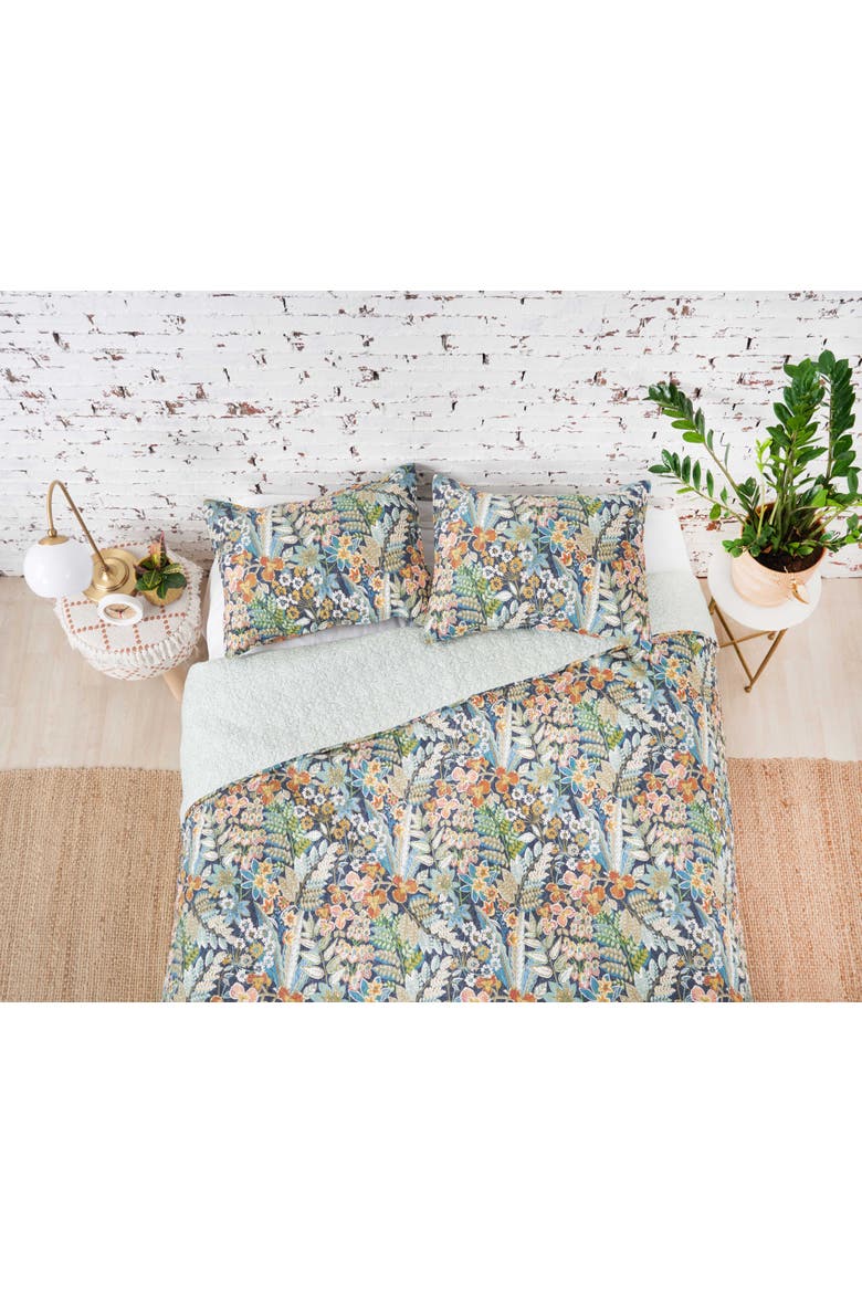 Posy Flowers Cotton Blend Quilt Set, Alternate, color, Green