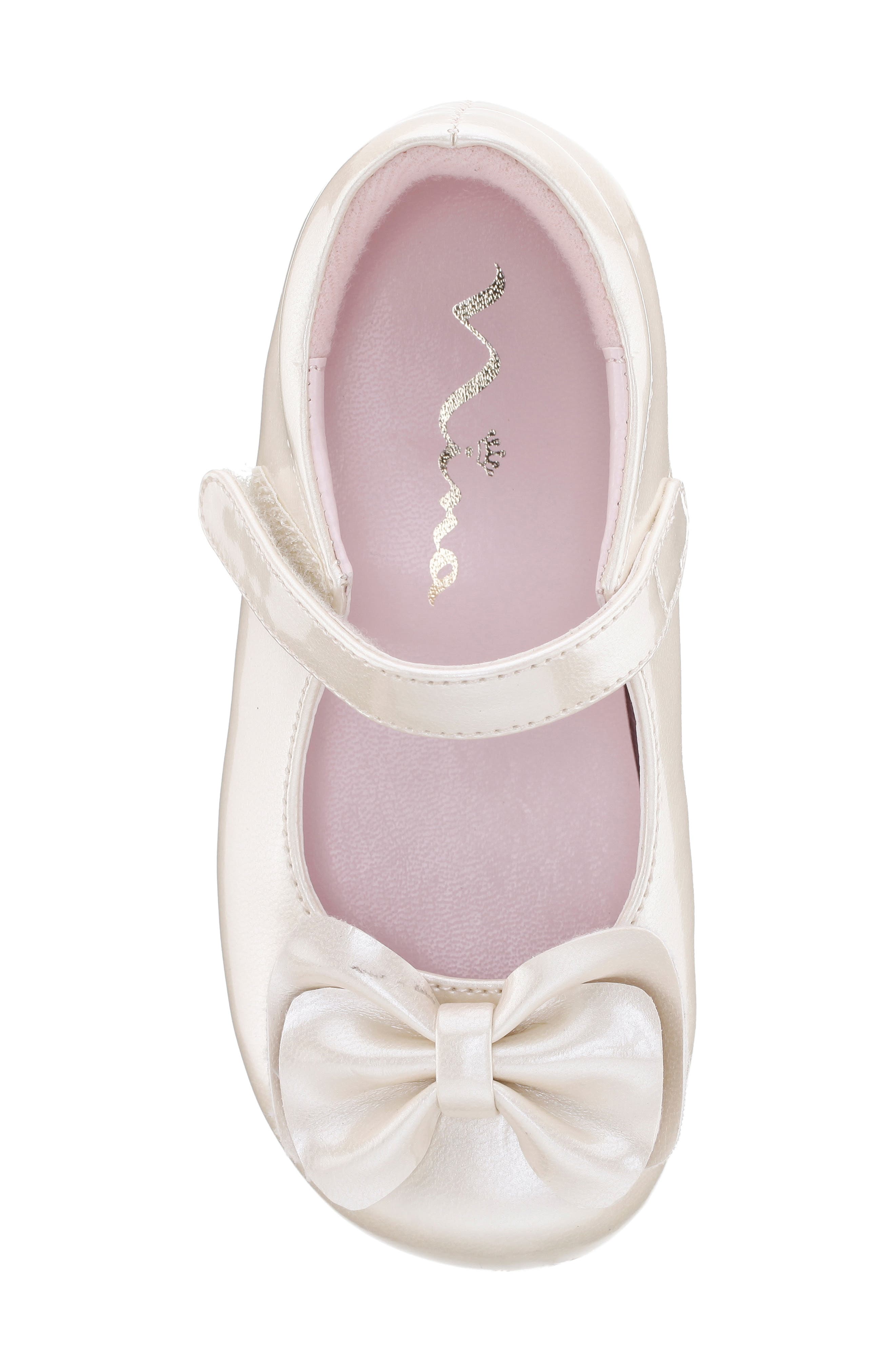 Nina Kids' Posey Mary Jane Flat, Alternate, color, Ivory
