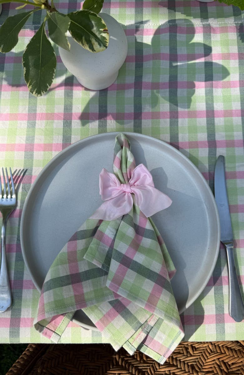 Heather Taylor Home Gingham Clover Tablecloth, Alternate, color, Clover