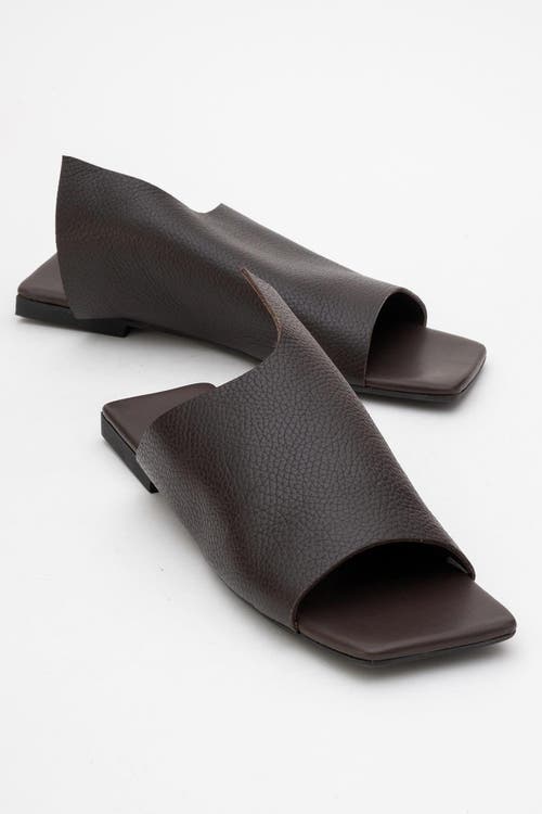 Forever & Always Shoes Orianna Leather Slide Sandal In Brown