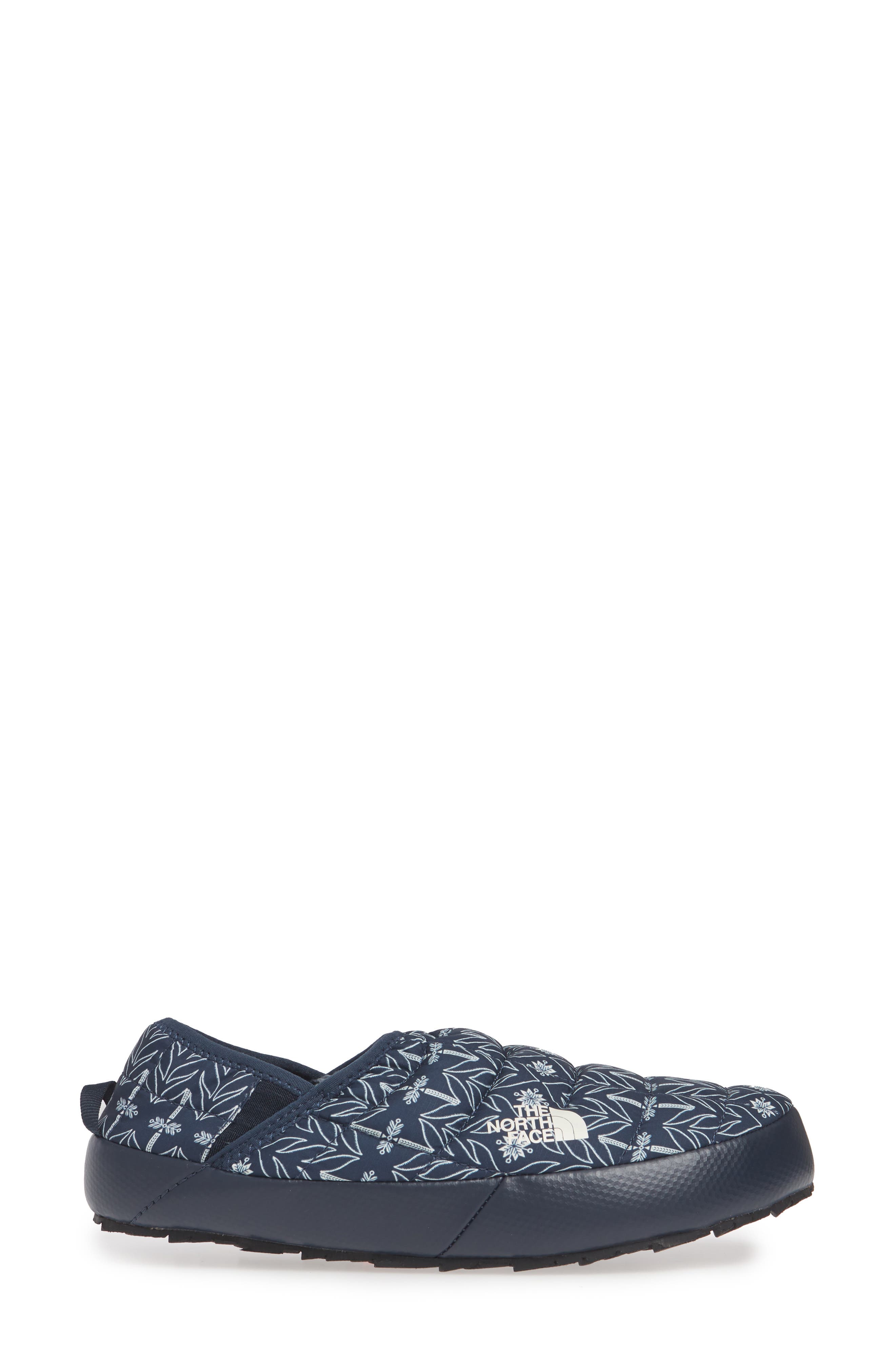 ThermoBall™ Traction Water Resistant Slipper, Alternate, color, NAVY TREE PRINT/ BONE WHITE