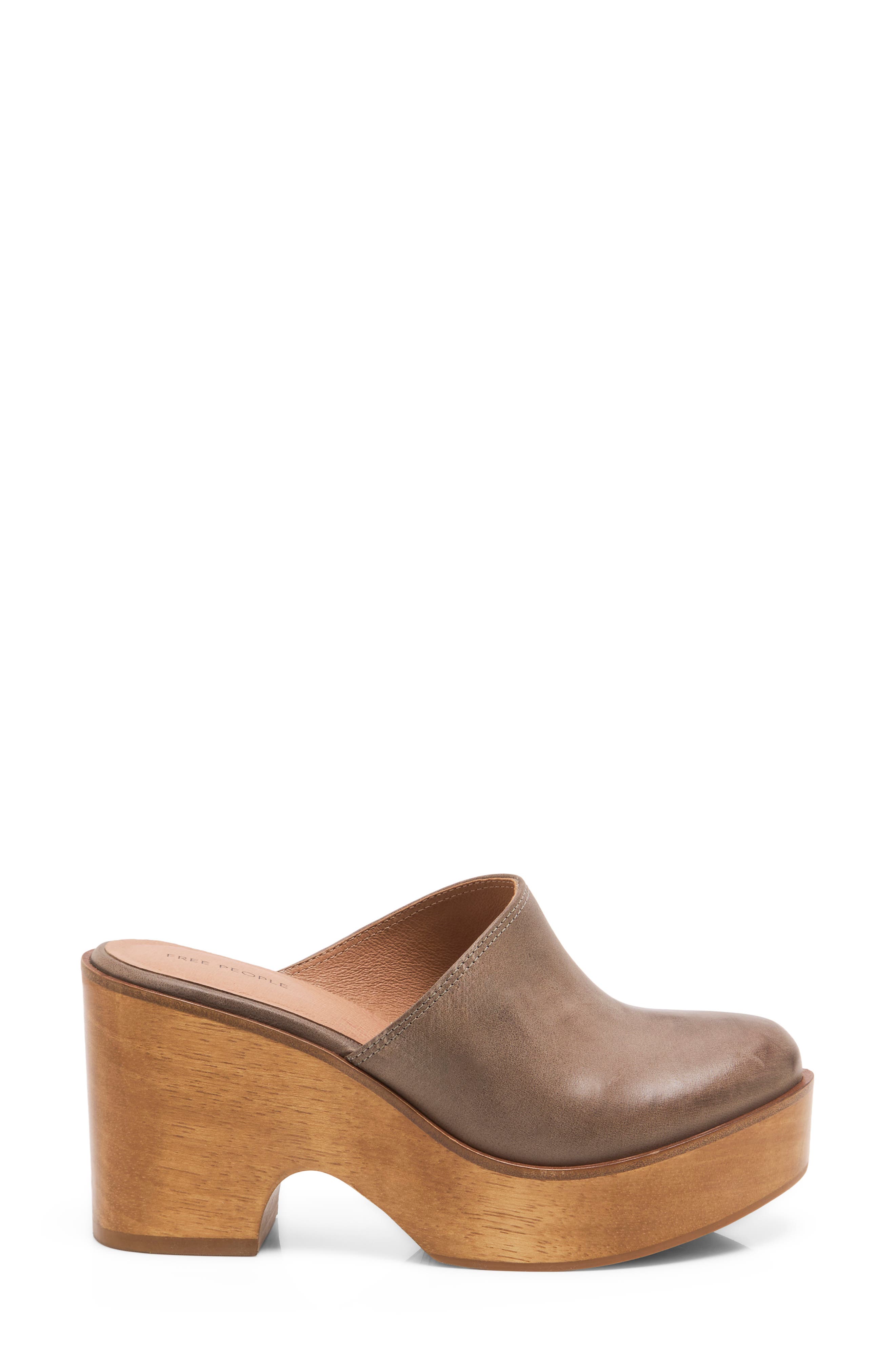 Hudson Platform Clog, Alternate, color, MUSHROOM