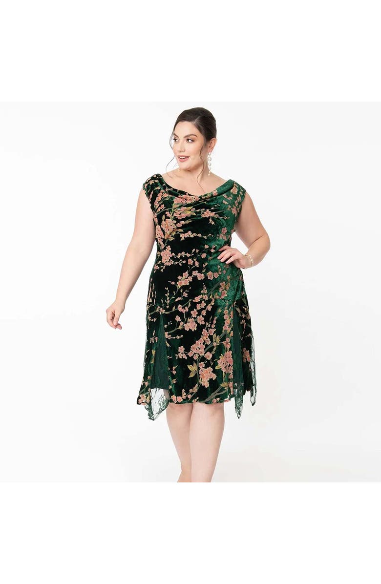 Unique Vintage Plus Size 1920s Hemingway Flapper Dress, Main, color, Emerald Velvet
