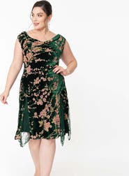 Unique Vintage Plus Size 1920s Hemingway Flapper Dress