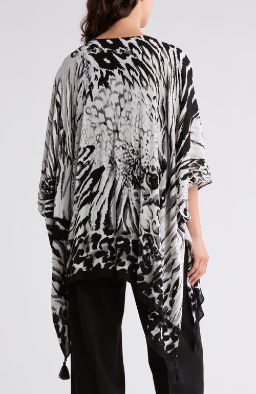 VINCE CAMUTO VINCE CAMUTO MIXED ANIMAL PRINT TOPPER
