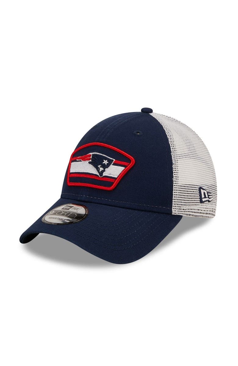 New Era Men's New Era Navy/White New England Patriots Logo Patch Trucker 9FORTY Snapback Hat, Main, color, Navy