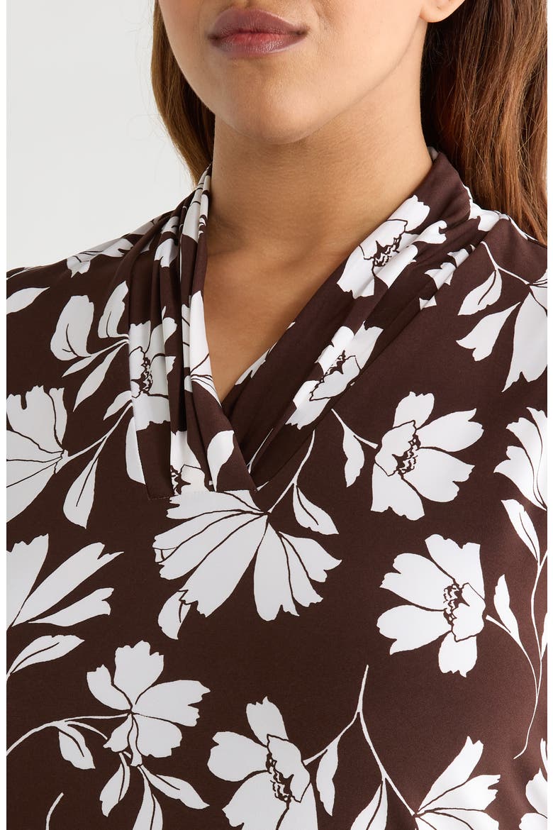 Floral Triple Pleat V-neck Top, Alternate, color, DARK CHOCOLATE/ WHITE DOVE