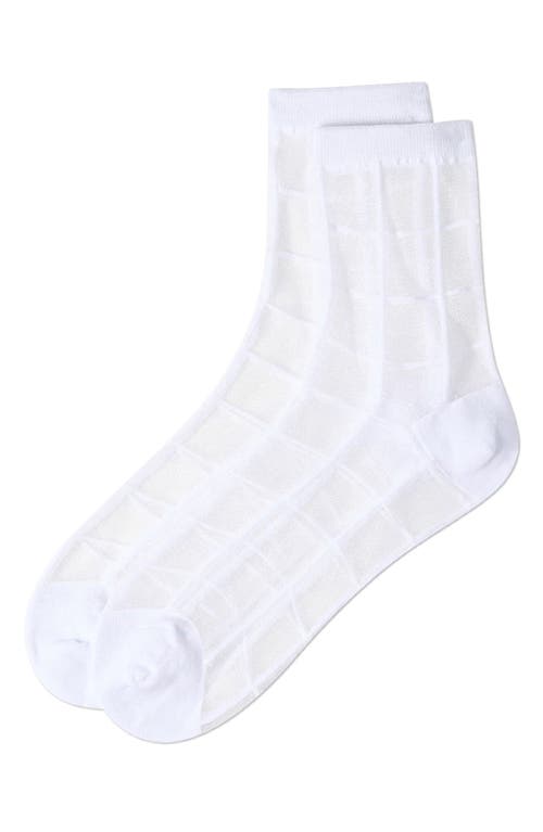 Memoi Sheer Plaid Ankle Socks In White