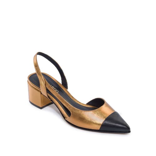 BERNARDO BERNARDO FOOTWEAR MONROE CAP TOE PUMP