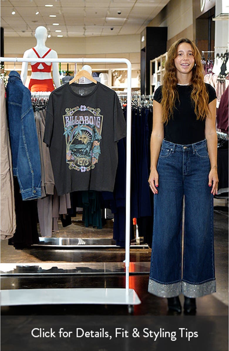 Counting Stars Oversize Cotton Graphic T-Shirt, sales video thumbnail