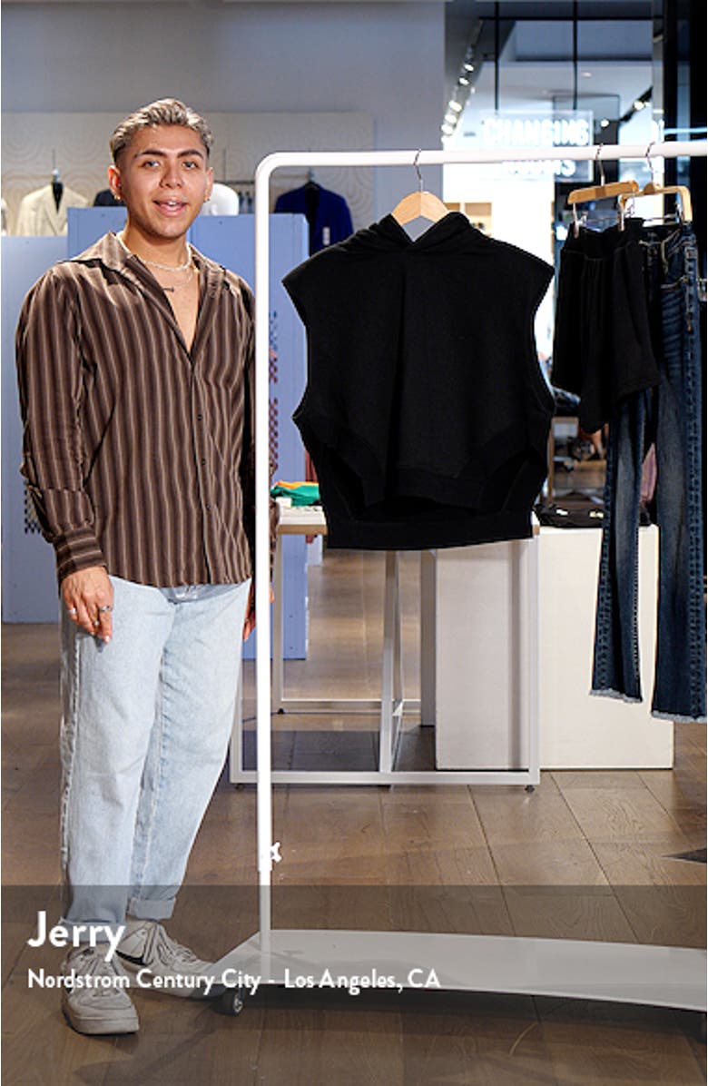 Headliner Crop Sleeveless Hoodie, sales video thumbnail