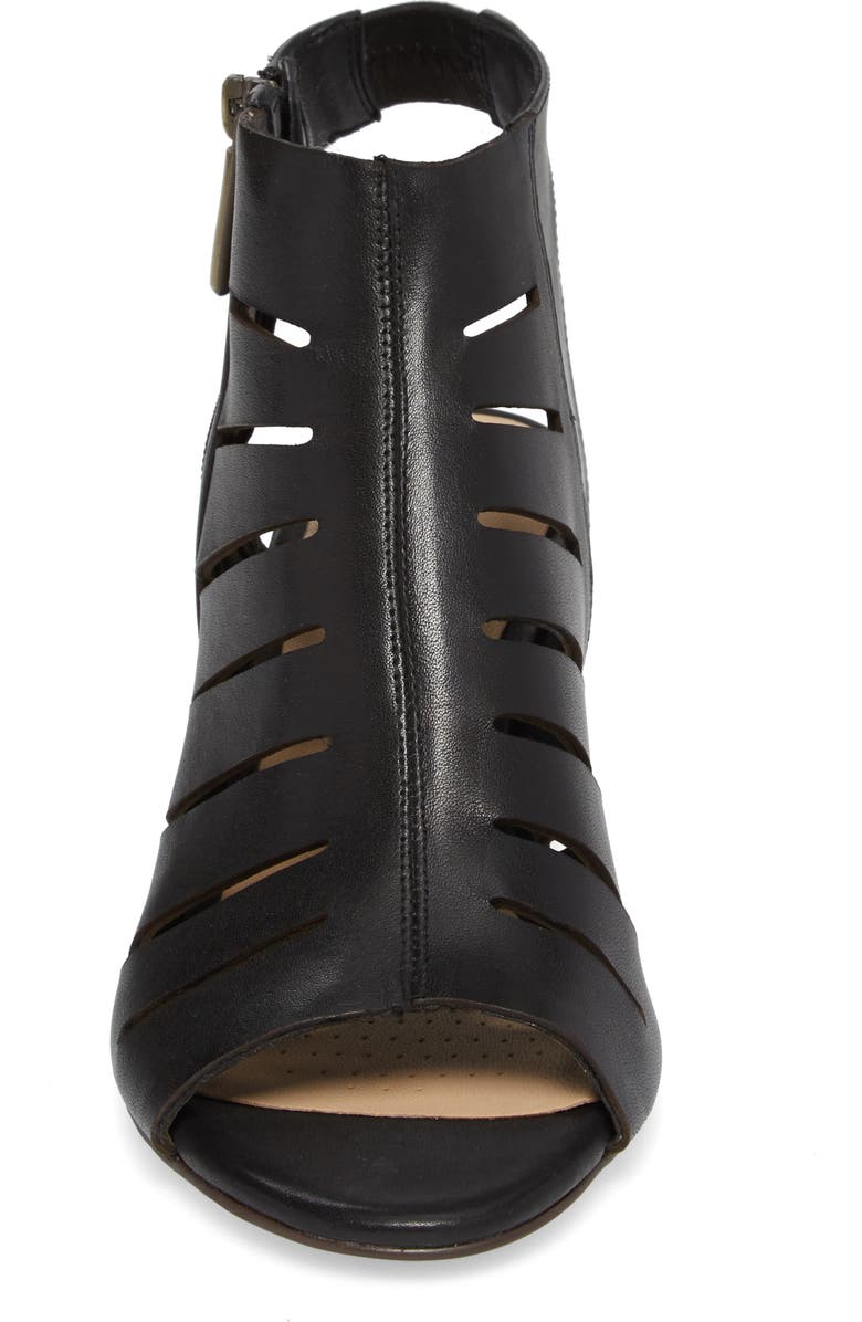 Clarks<sup>®</sup> Deloria Ivy Sandal, Alternate, color,