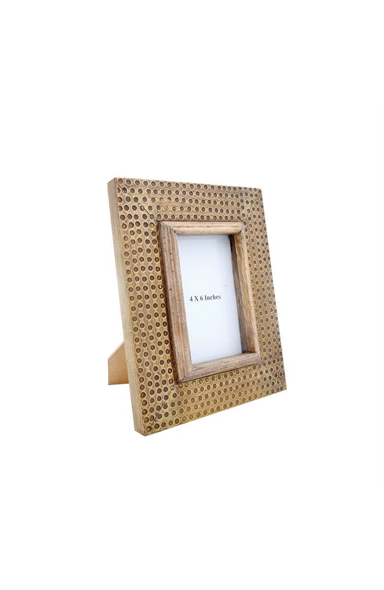 Foreside Home and Garden 4 x 6 inch Decorative Distressed Hammered Brass Metal Picture Frame, Alternate, color, Gold
