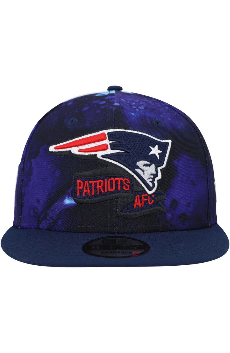 New Era Men's New Era Navy New England Patriots 2022 Sideline 9FIFTY Ink Dye Snapback Hat, Alternate, color, 