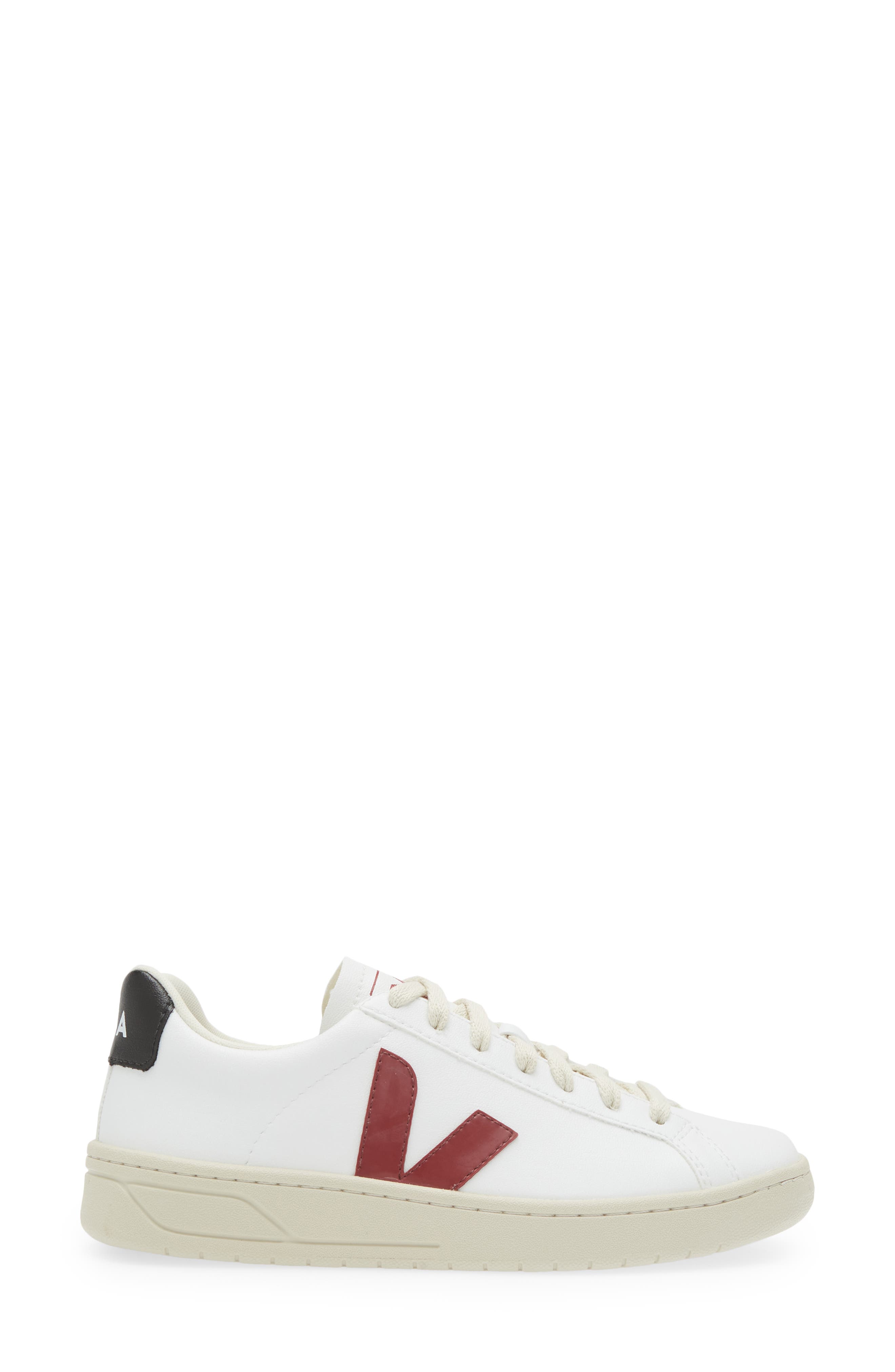 Veja Urca CWL Sneaker, Alternate, color, 