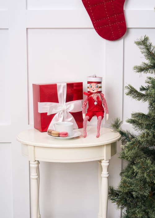 Gallerie Ii Micah Doll In Red