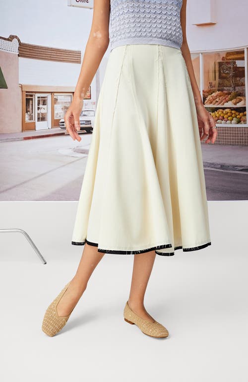 Vivaia Square-toe V-cut Flats