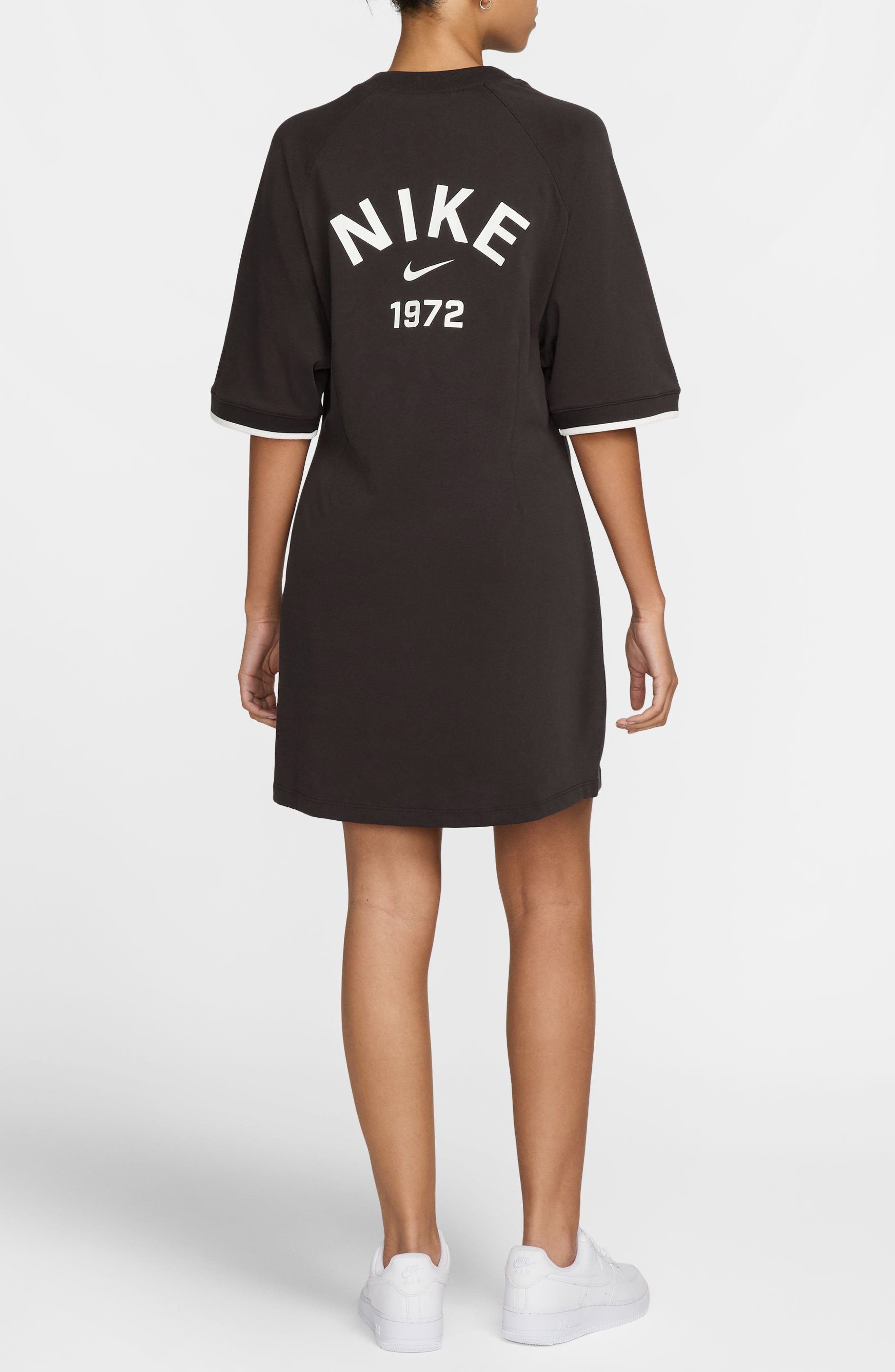 nike graphic dress