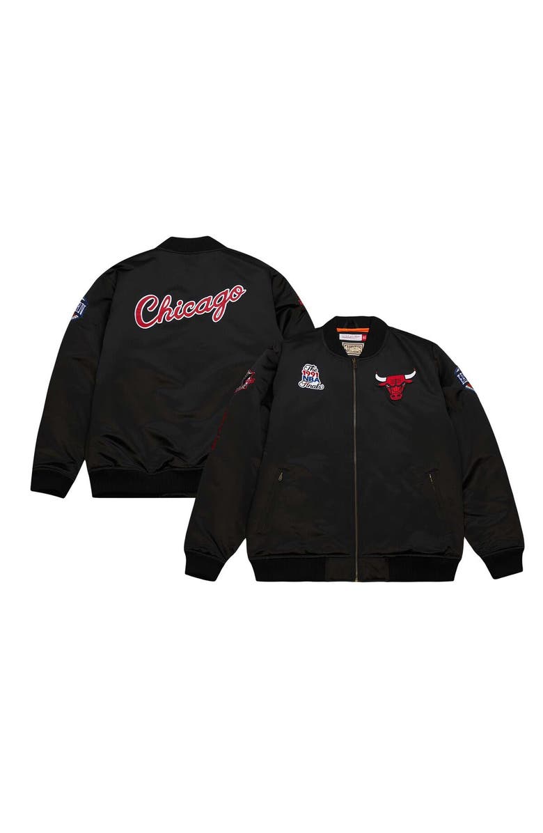 Mitchell & Ness Men's Mitchell & Ness Black Chicago Bulls Hardwood Classics Retro Satin Full-Zip Jacket, Main, color,