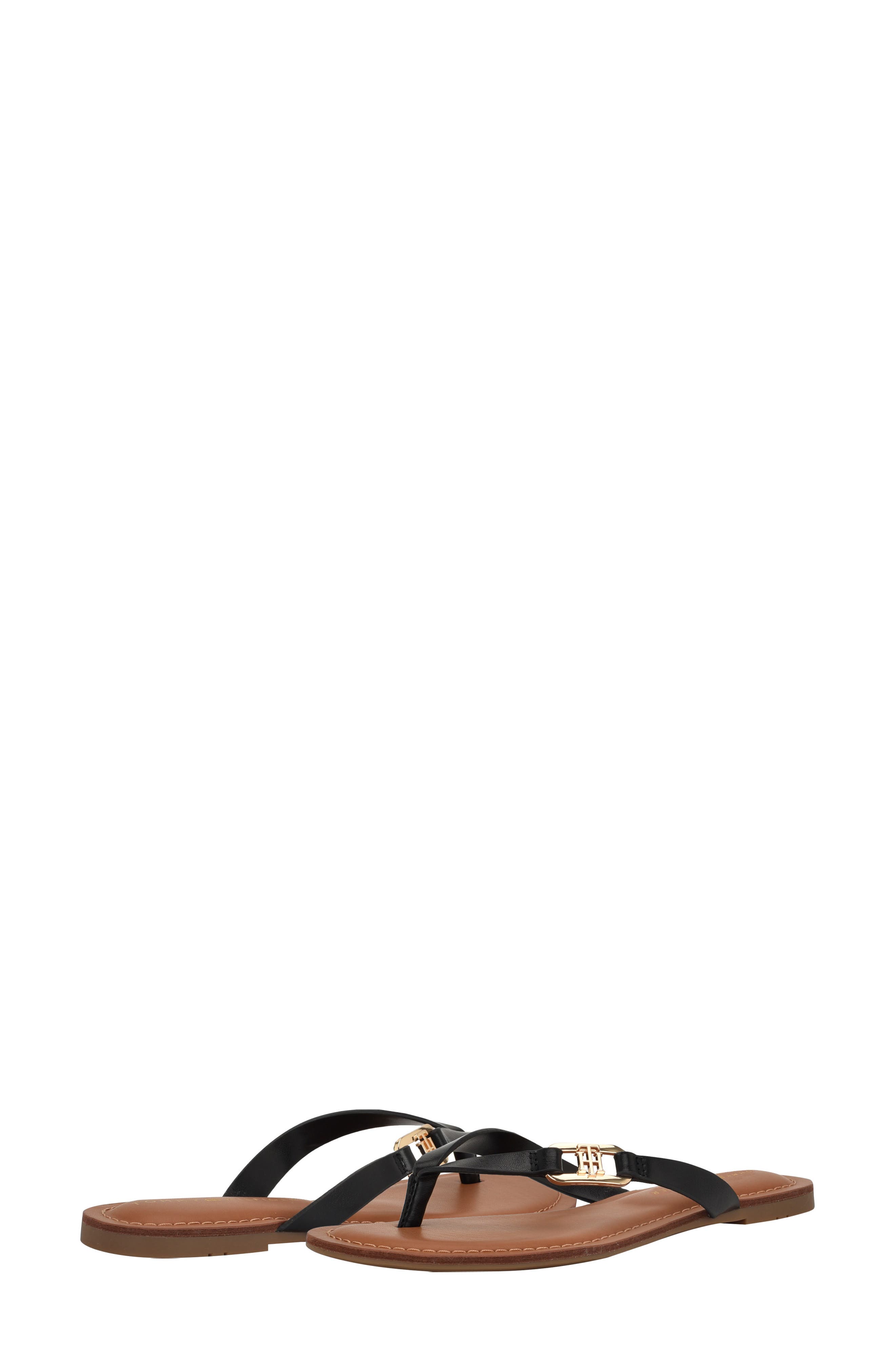 Tommy Hilfiger Liande Thong Sandal, Alternate, color, Black