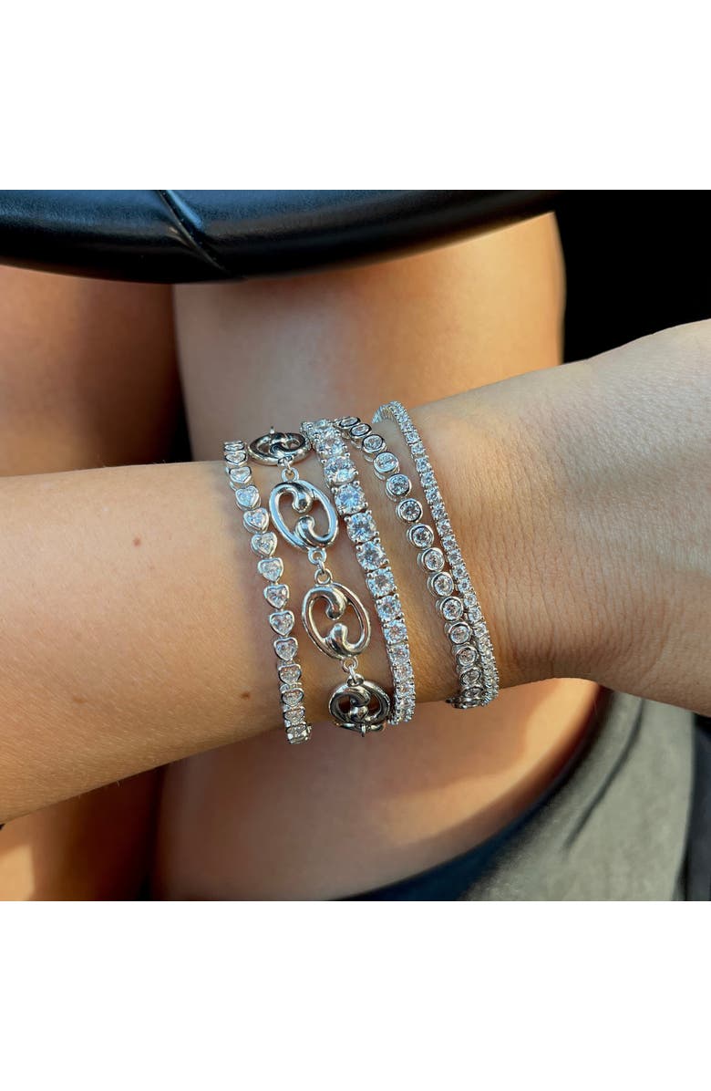 Leni James The Jaimie Graduated Tennis Bracelet, Alternate, color, Silver