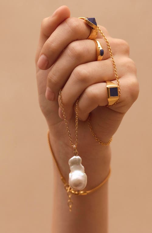 Monica Vinader Large Baroque Pearl Pendant Charm In Gold