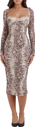 long sleeve ocassion dresses Zapaka Women Long Prom Dress Tulle Green Off The Shoulder Long Sleeves A-Line Evening Formal Dresses, Green / US12