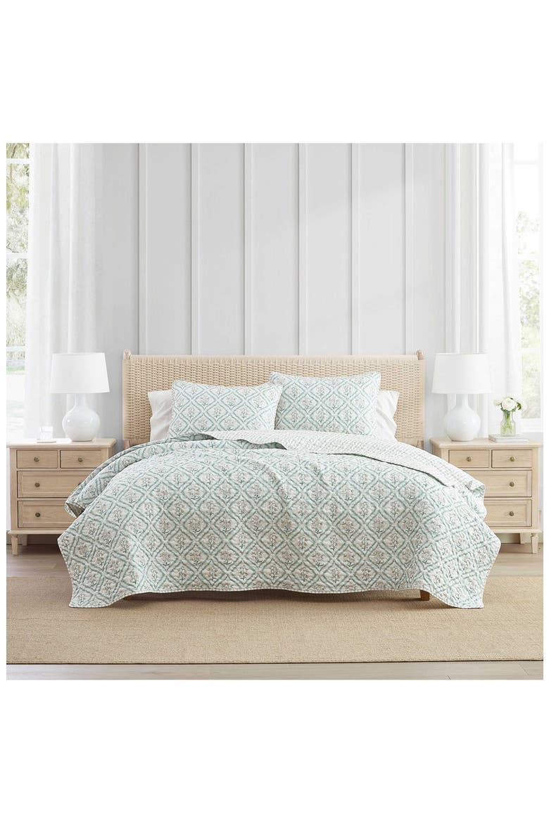 Costa Reversible Quilt, Alternate, color, LINEN/ SAGE/ FEATHER/ WHITE