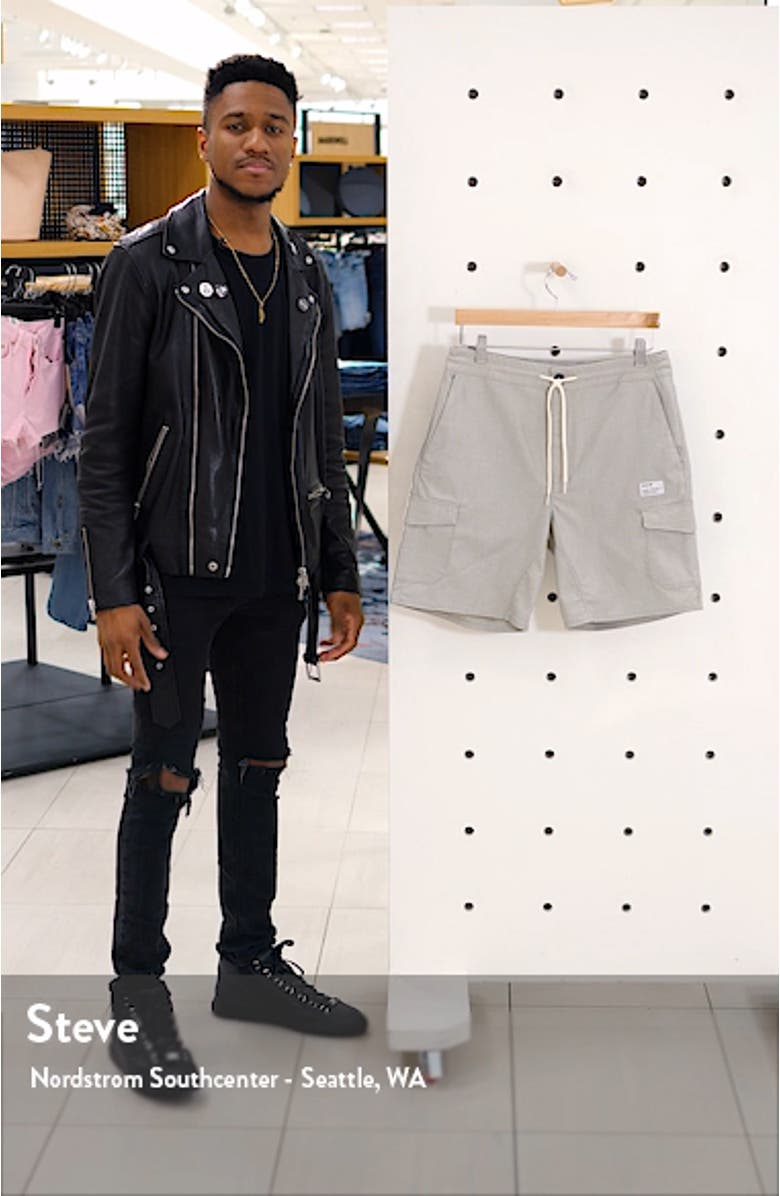 Dri-FIT Breathe Cargo Shorts, sales video thumbnail