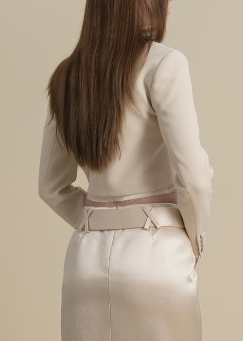 Contessa Mills Morgaine Stretch Sateen Structured Refined Cropped Blazer In Neutral