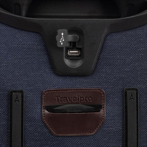 TRAVELPRO TRAVELPRO PLATINUM ELITE SOFTSIDE EXPANDABLE 20-INCH CARRY-ON LUGGAGE, FITS UP TO 15" LAPTOP