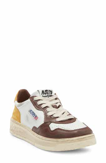 Retro Low Sneaker