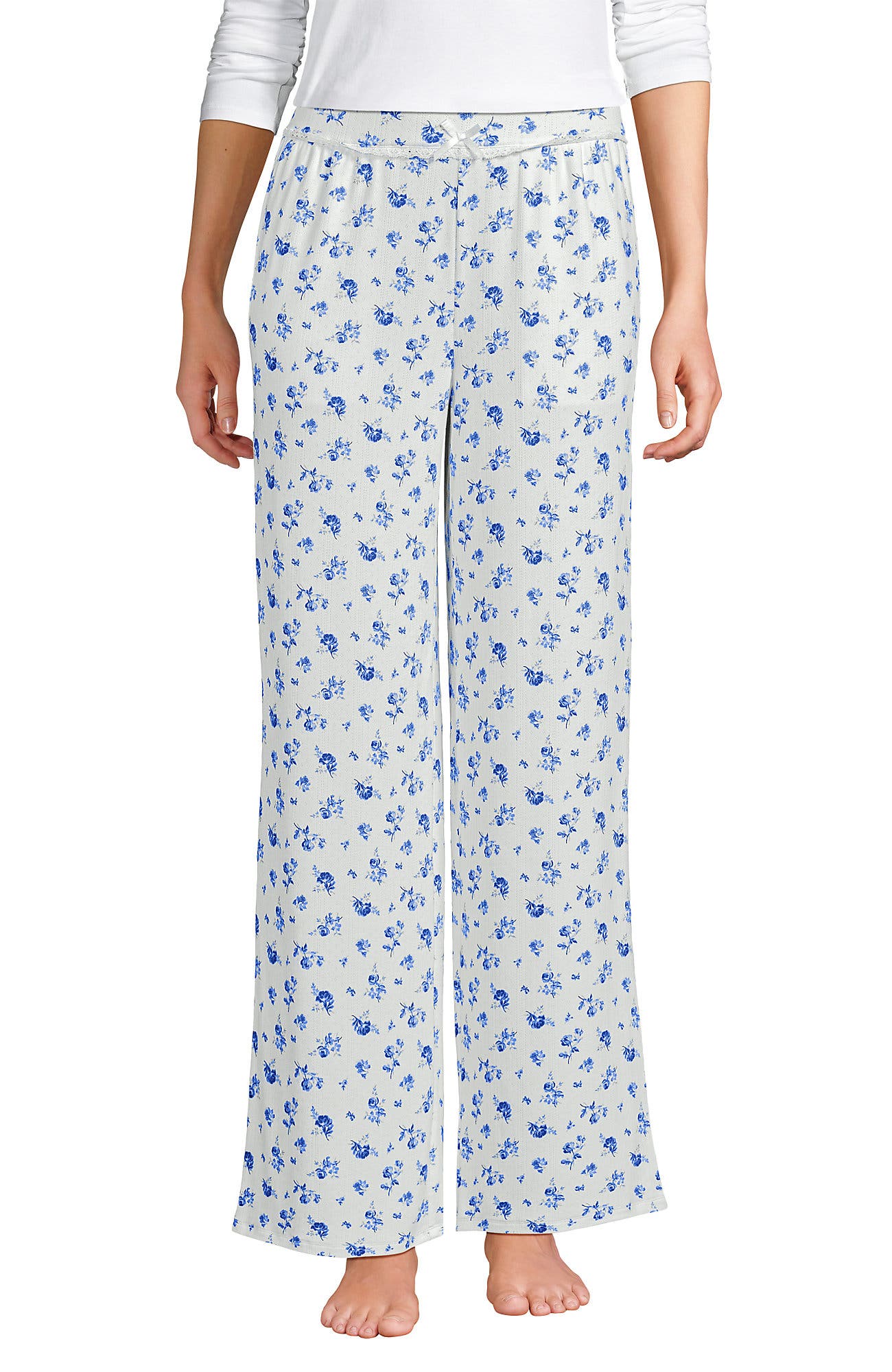 Ivory/Blue Dainty Floral