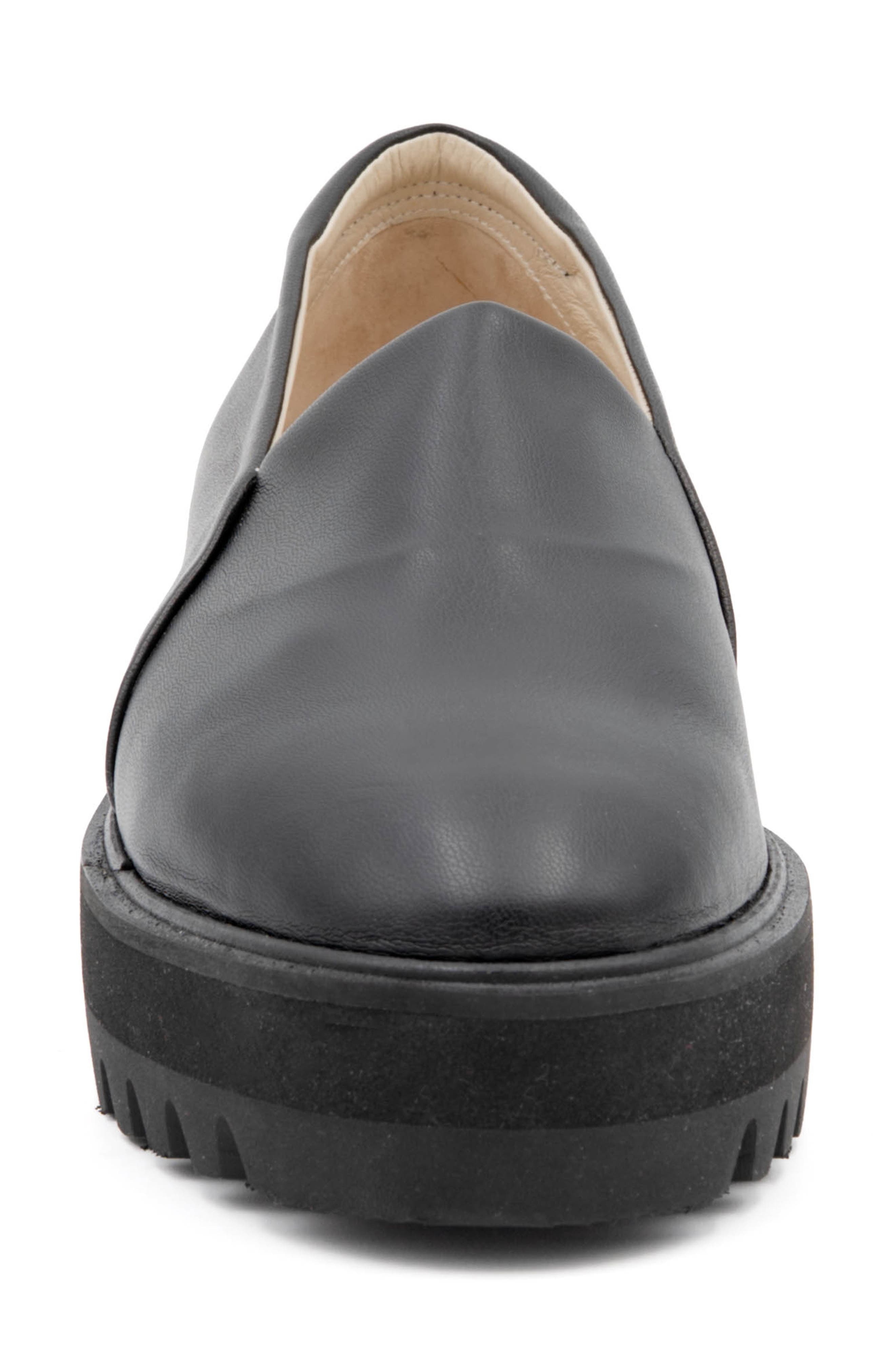 Amalfi by Rangoni Enfasi Platform Wedge Loafer, Alternate, color, Black Harley Black Parmasoft