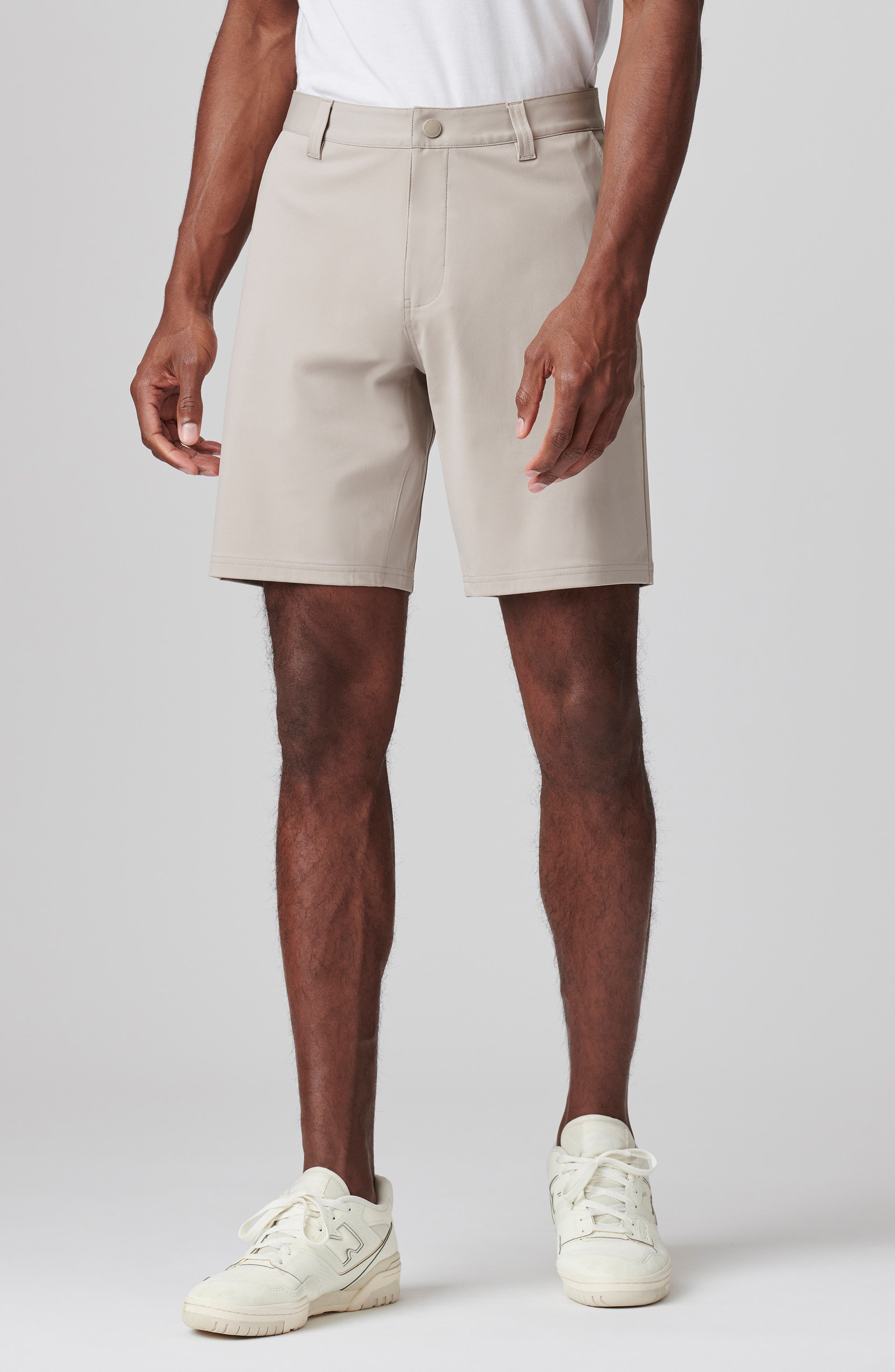 9-Inch Commuter Shorts