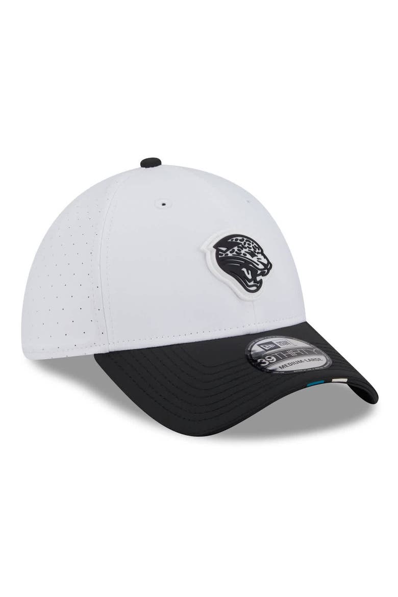 Men's New Era  White/Black Jacksonville Jaguars 2025 NFL Training Camp Throwback Logo 39THIRTY Flex Hat, Alternate, color, White