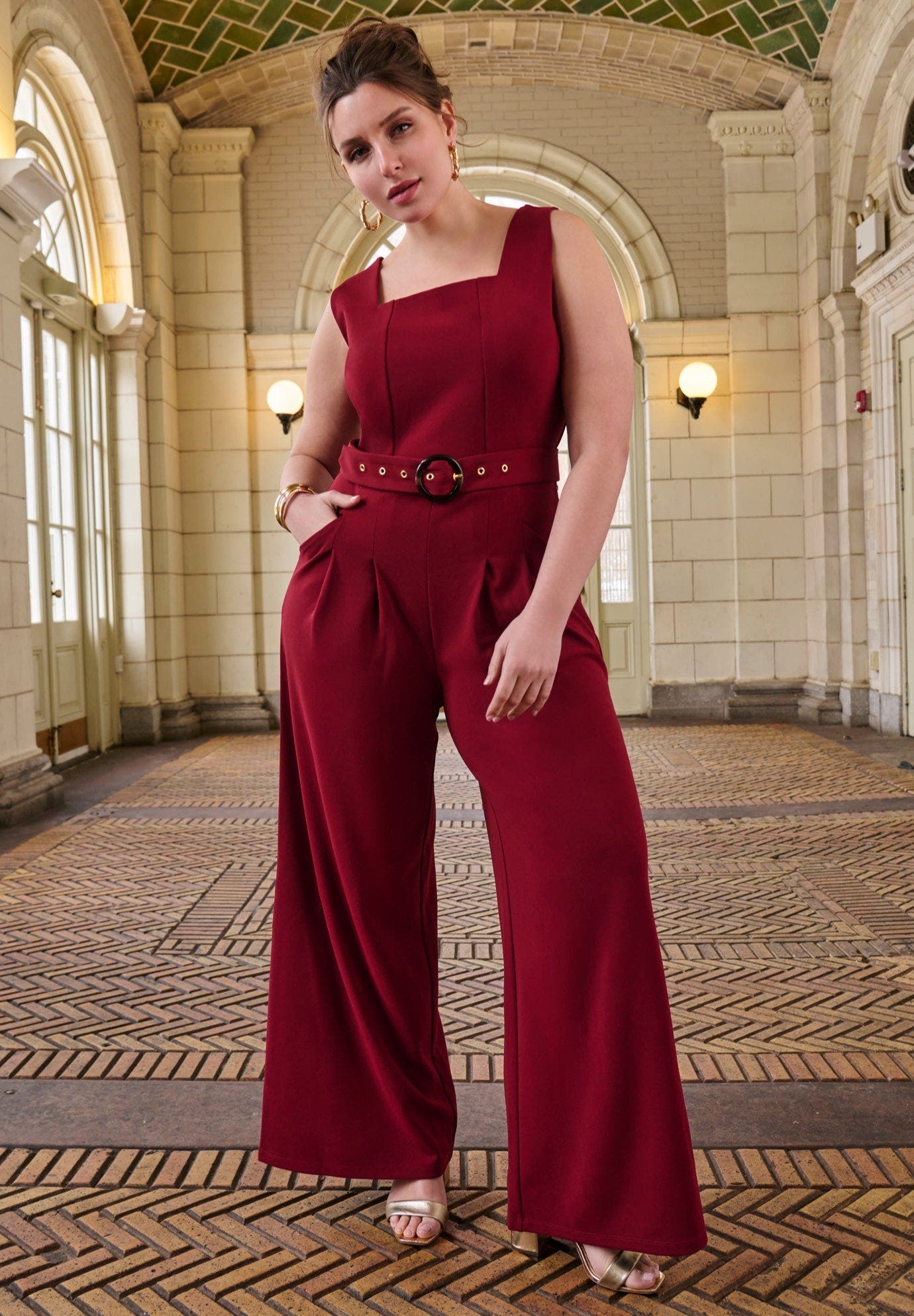 RICH BURGUNDY