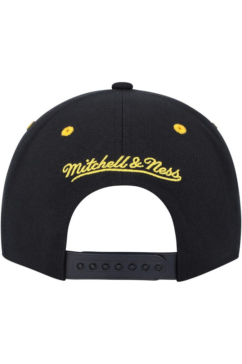 Men's Mitchell & Ness Black Boston Bruins LOFI Pro Snapback Hat, Alternate, color, Black