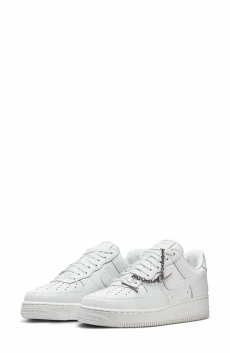 Air Force 1 '07 Low Basketball Sneaker