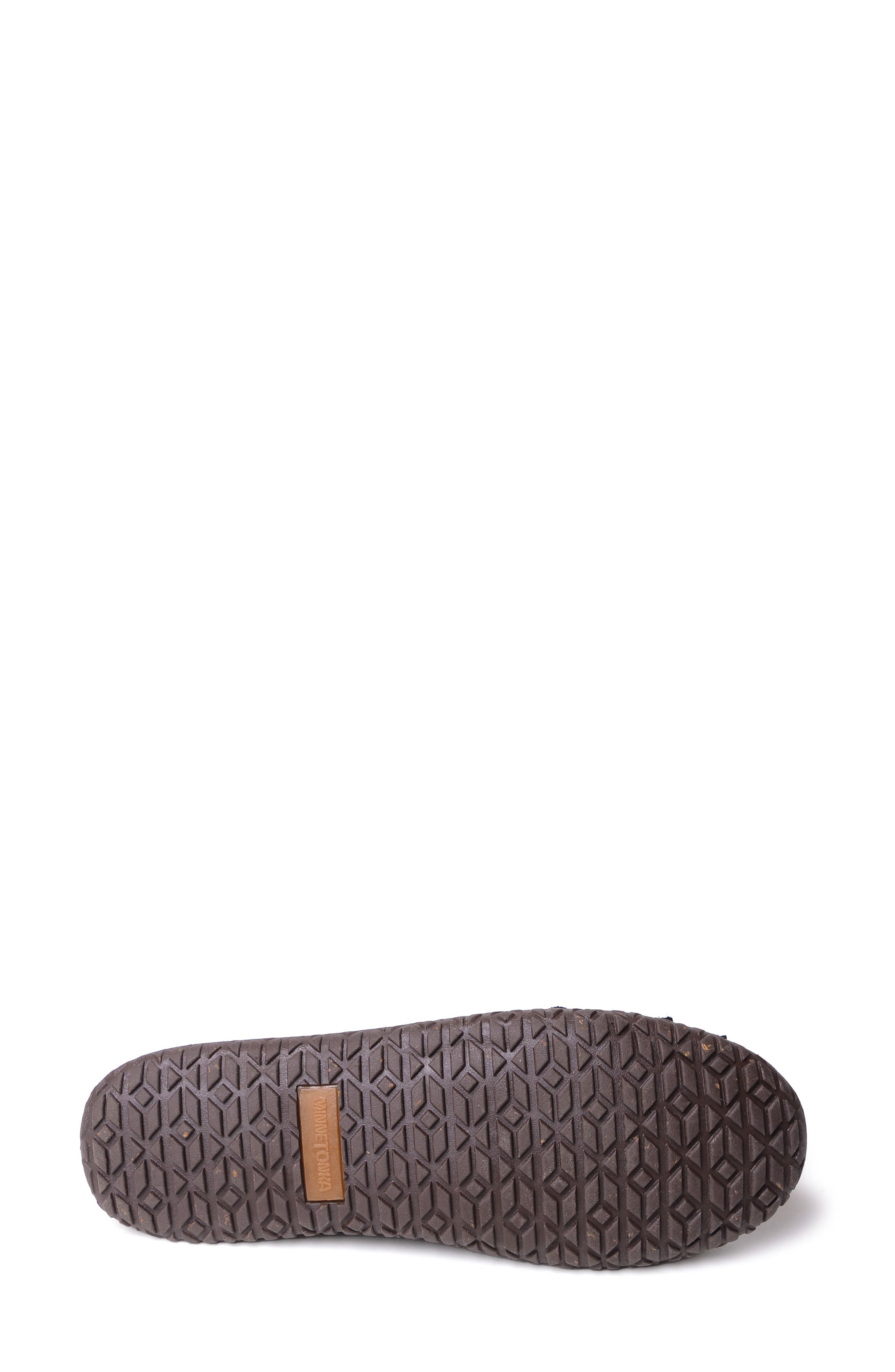 Minnetonka Kilty Tread Slipper, Alternate, color, Black