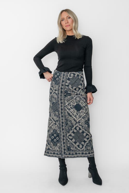 West Of Vivi Knit Top In Black